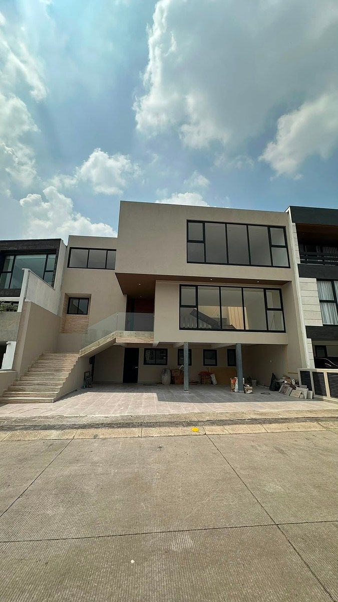 Estrena preciosa casa en VENTA en Bosque Real, foto 1 de 43