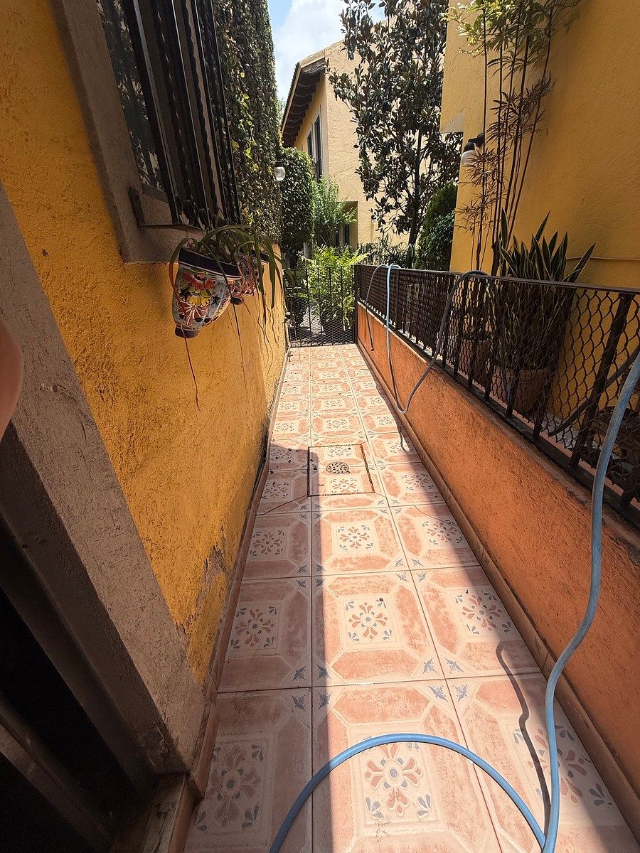 House in Gated Community in Parque San Andrés, Coyoacán, photo 4 of 37