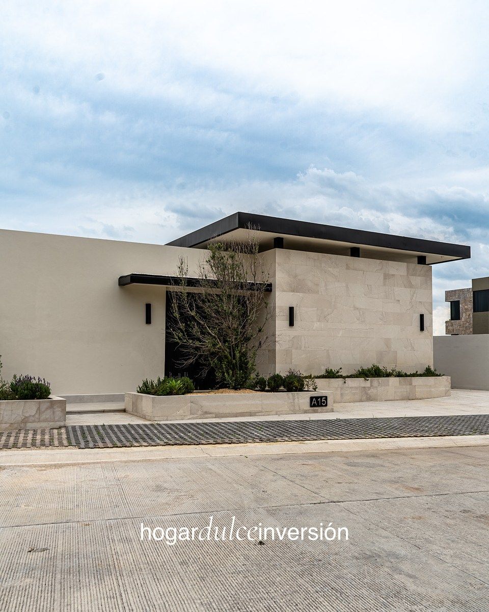 CASA À VENDA COM VISTA PARA O CAMPO DE GOLFE, foto 1 de 27