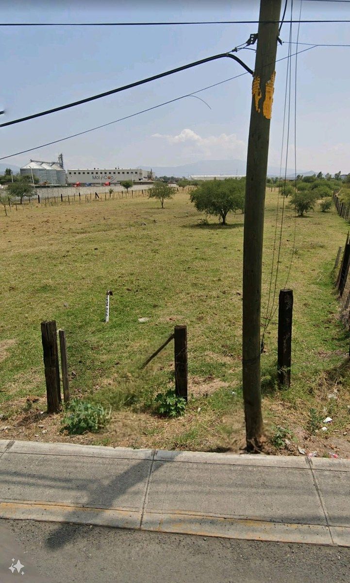 Terra industrial em San José del Castillo, El Salto, foto 3 de 4
