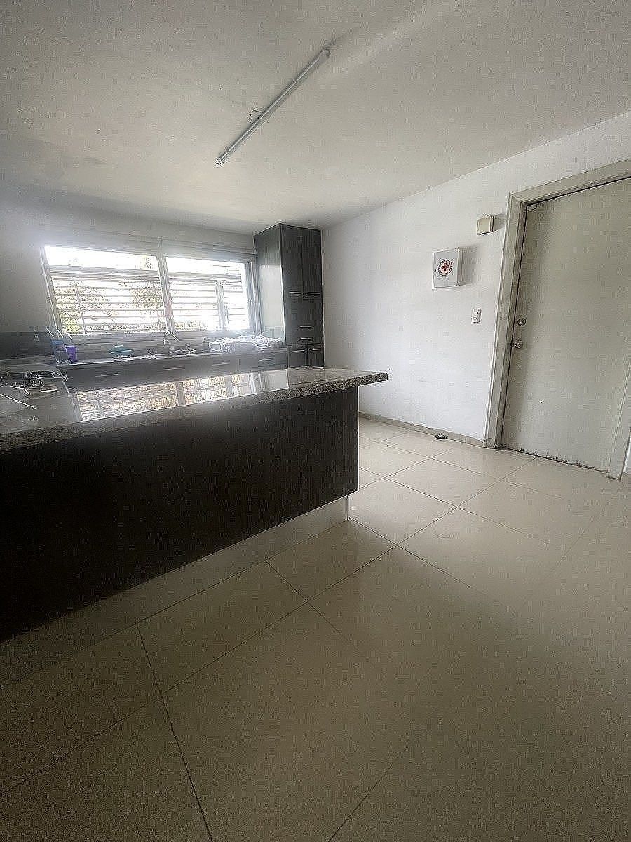 Casa com uso comercial em Prados de Providencia, Guadalajara, foto 5 de 46