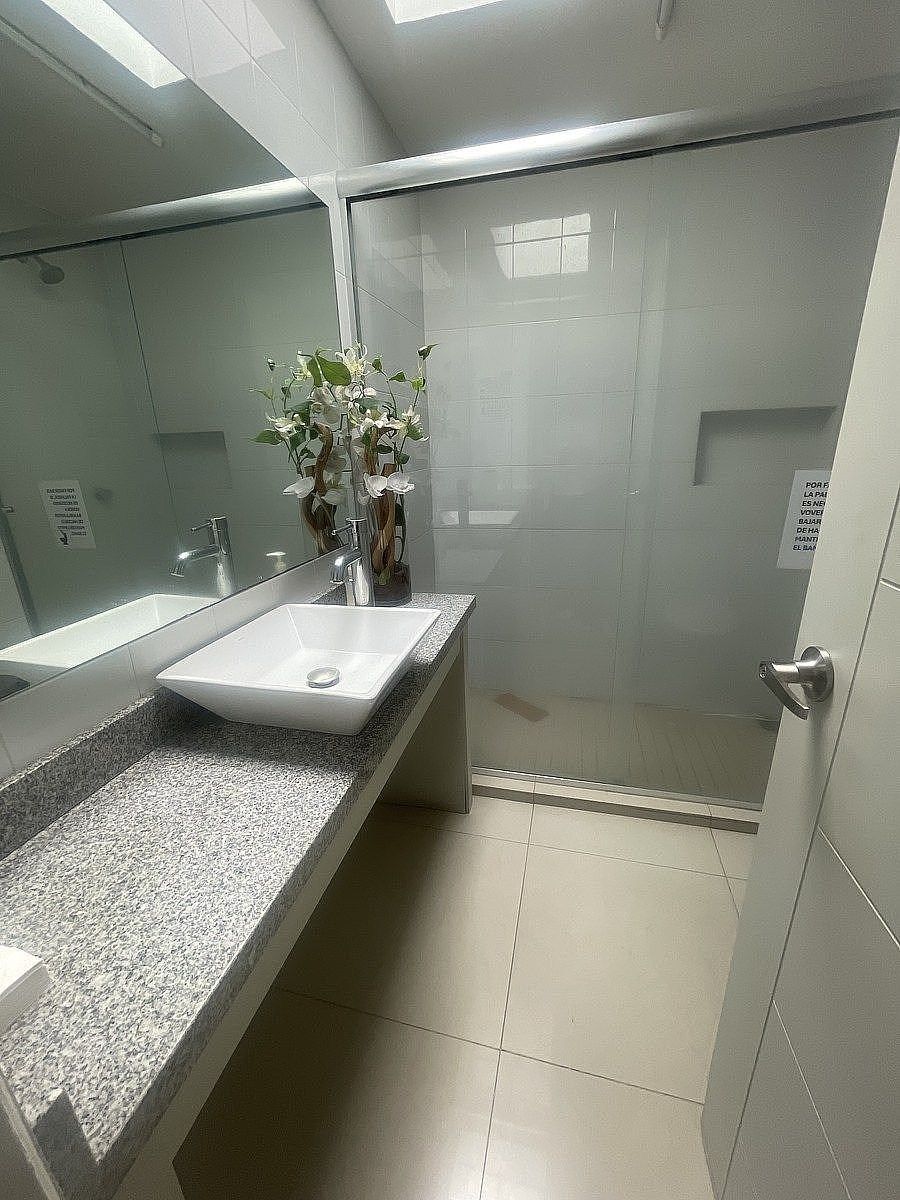 Casa com uso comercial em Prados de Providencia, Guadalajara, foto 41 de 46