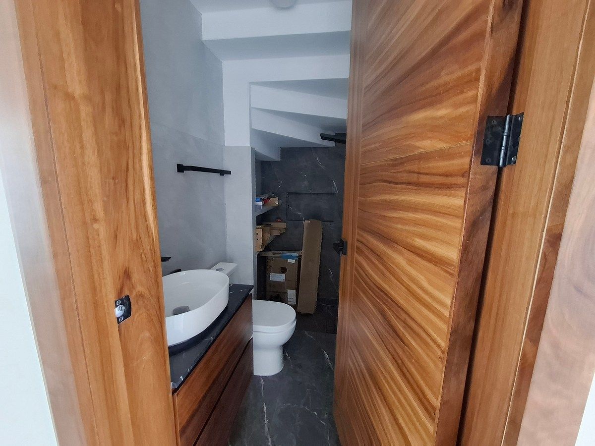 ESPECTACULAR CASA EN VENTA SOLARES GUADALAJARA 5 HABITACIONES - foto 5