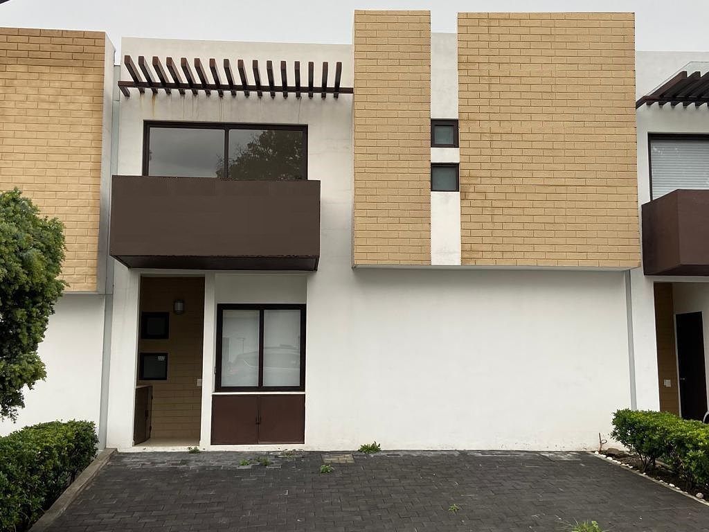 Casa en Renta en Fracc Vista Bosques Ocoyoacac, rápida salida a la CDMX, foto 1 de 43