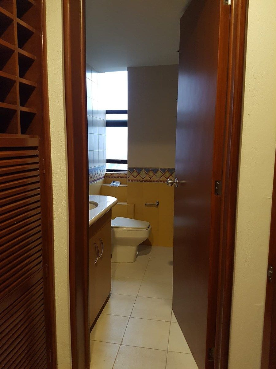 Apartment in Hacienda de las Palmas, Huixquilucan, photo 14 of 20