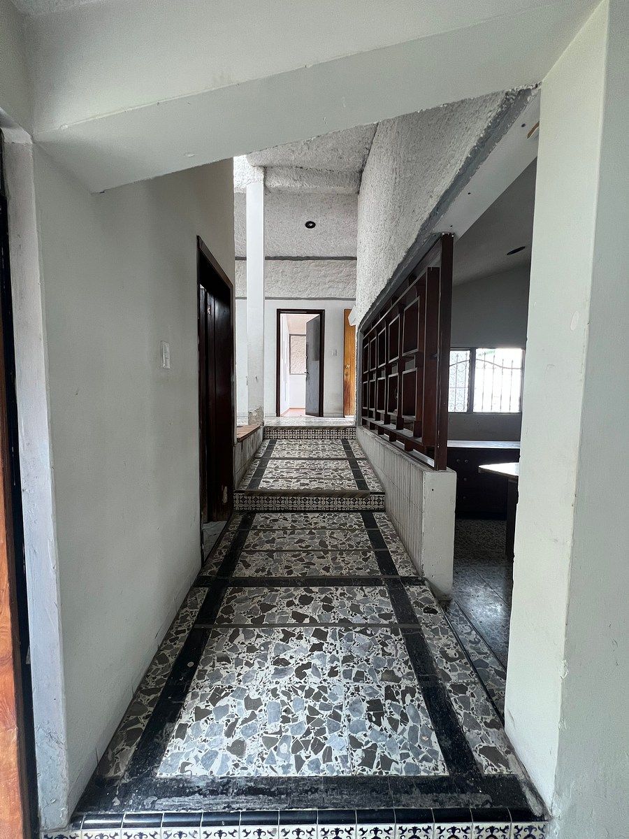 Pasillo, foto 10 de 18
