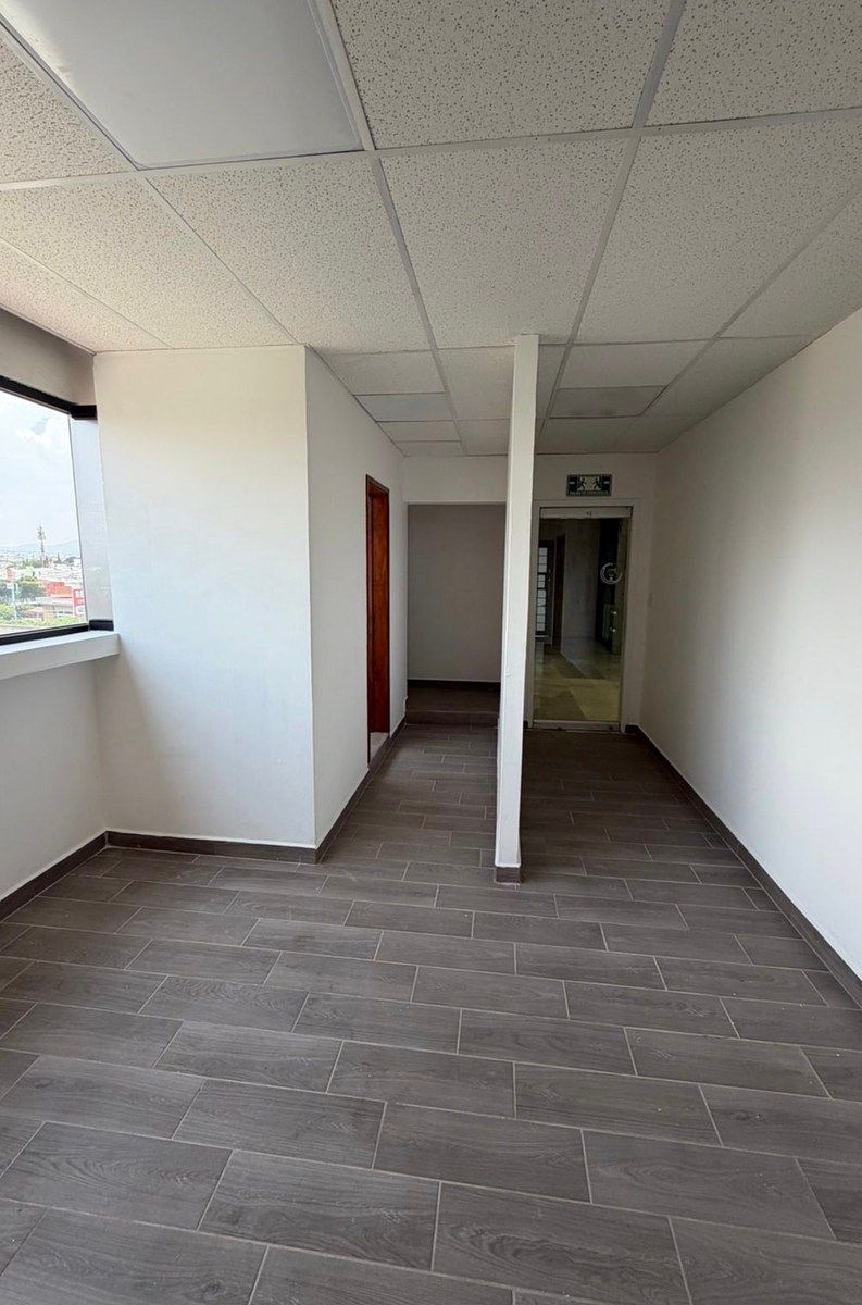 Office in El Prado, Querétaro, photo 5 of 11