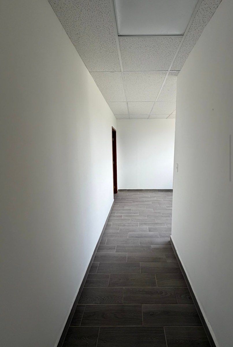 Office in El Prado, Querétaro, photo 6 of 11