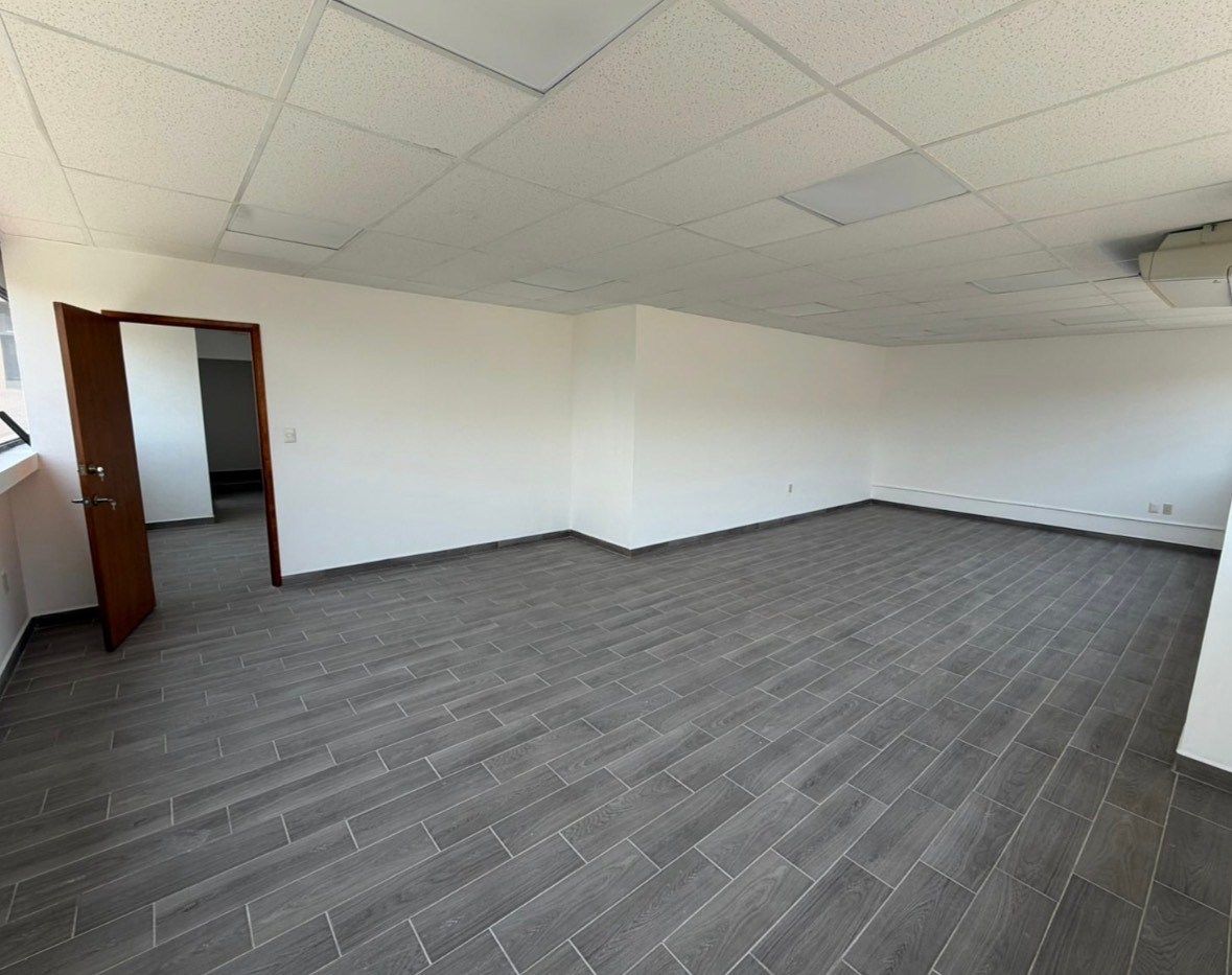 Office in El Prado, Querétaro, photo 10 of 11