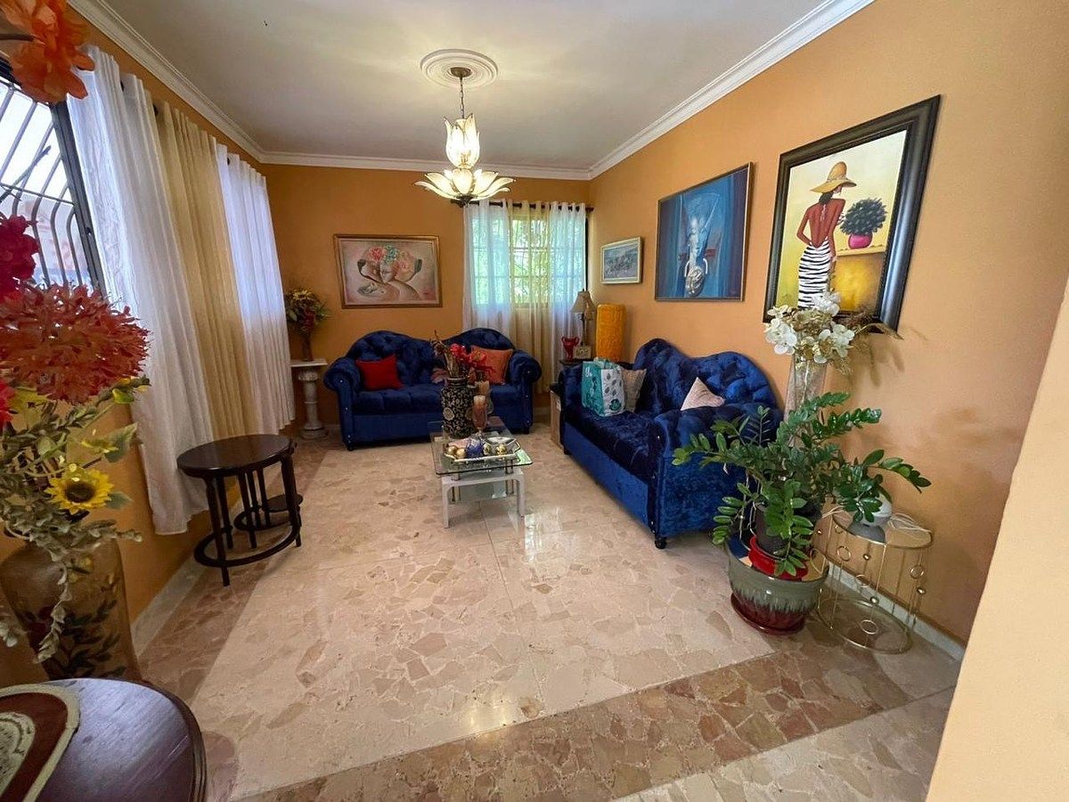 Casa en Altos de Arroyo Hondo II, Santo Domingo Centro (Distrito Nacional), foto 4 de 15