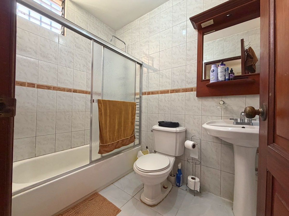 Casa en Altos de Arroyo Hondo II, Santo Domingo Centro (Distrito Nacional), foto 11 de 15