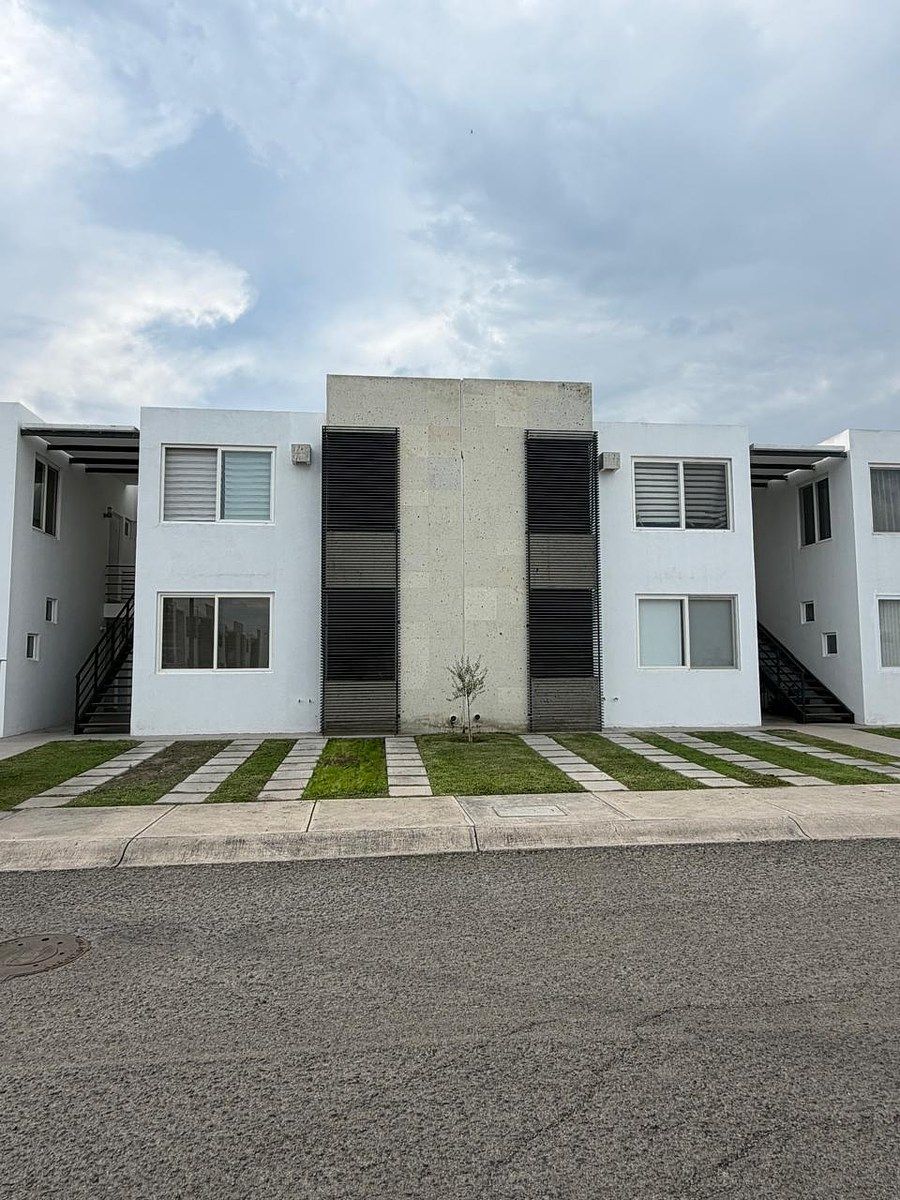 TRES CANTOS UPPER FLOOR $ 1,450,000, photo 1 of 16