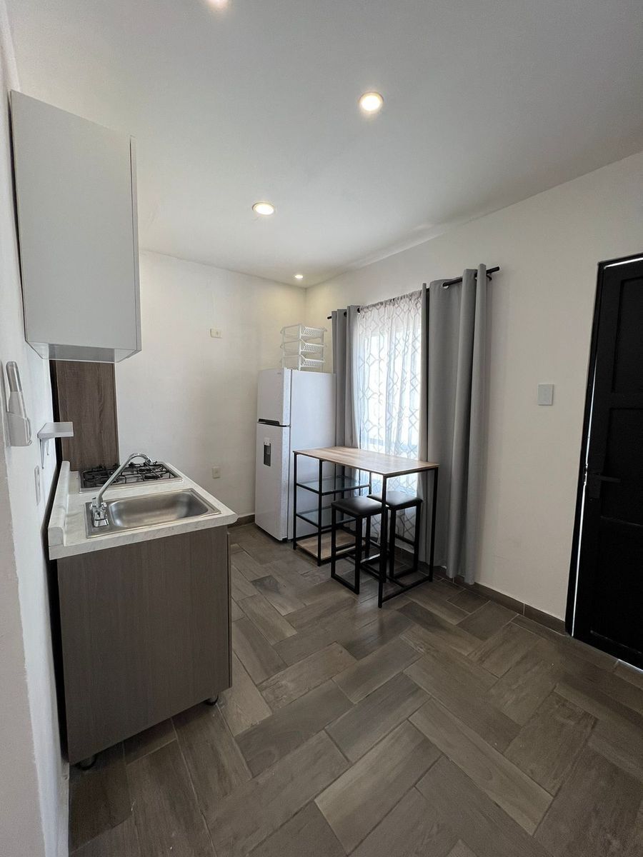 Departamento en Del Valle, San Pedro Garza García, foto 6 de 9