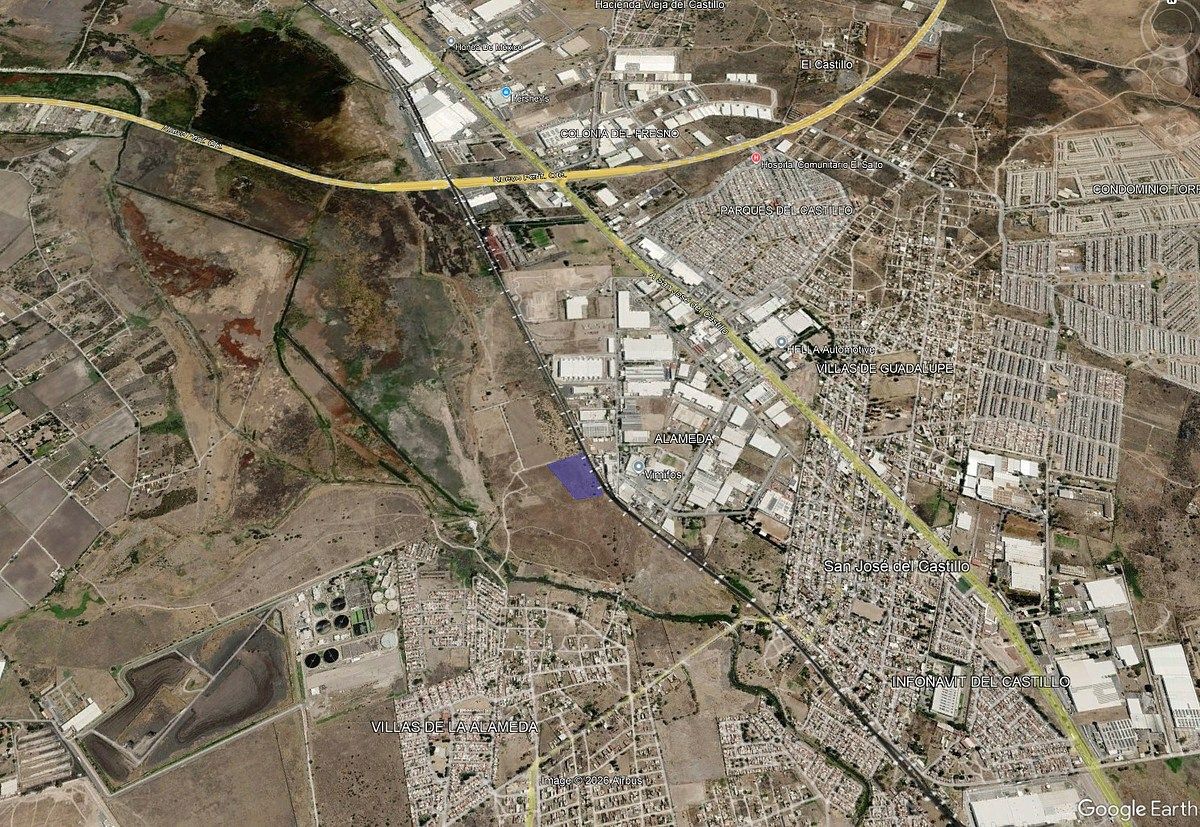 Lot in San José del Castillo, El Salto, photo 2 of 3