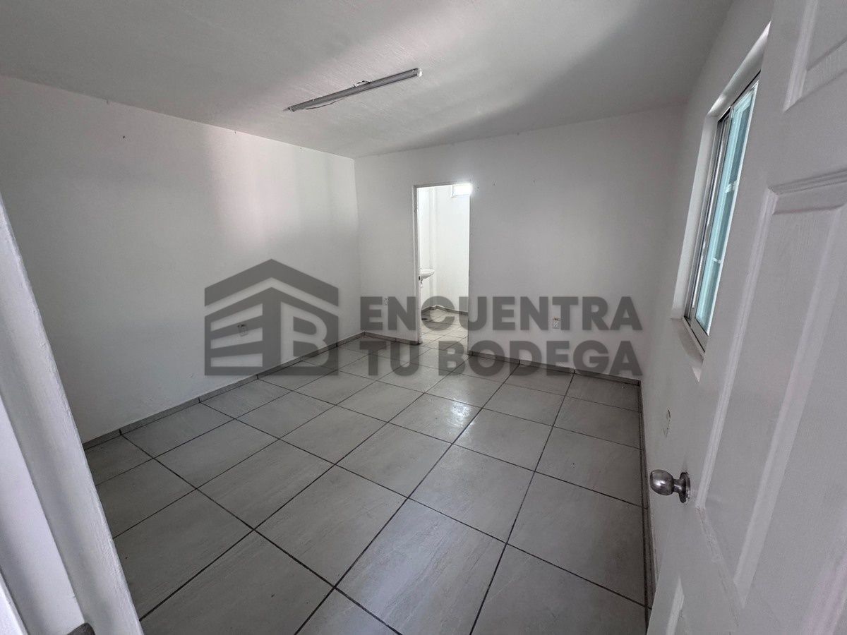 Commercial Storage Unit in Valle de La Misericordia, Tlaquepaque, photo 5 of 10