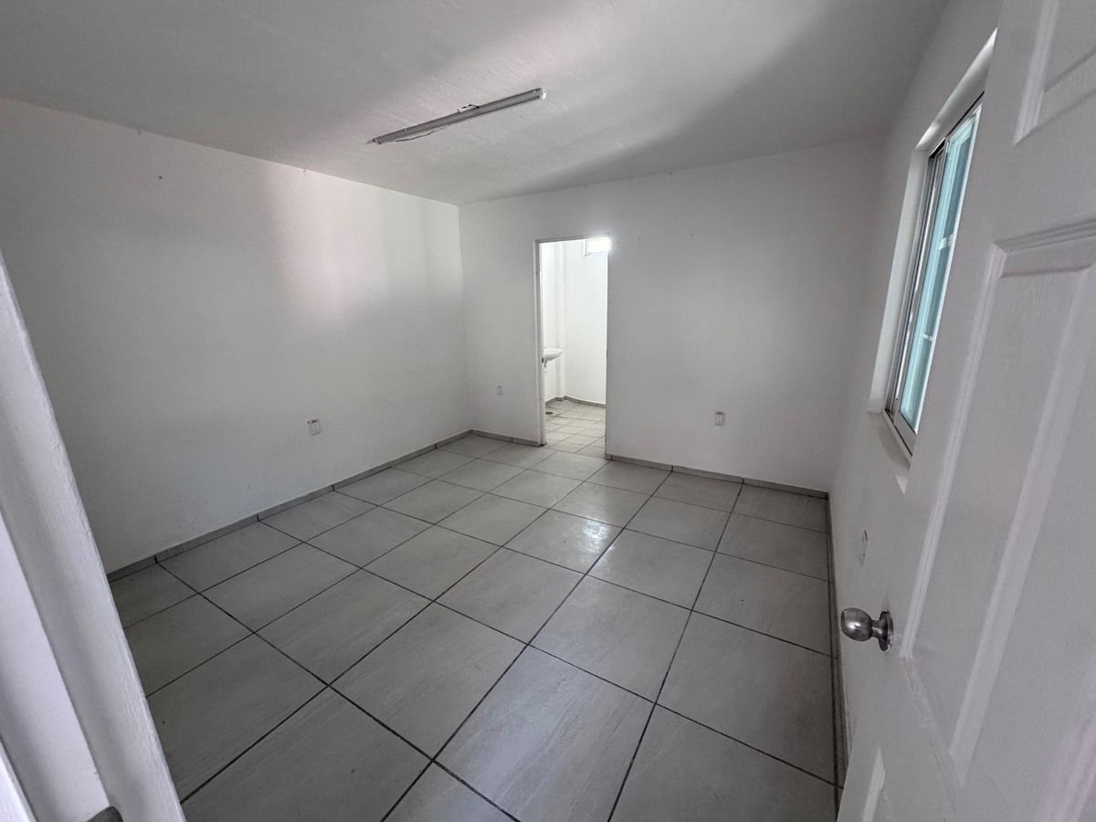 Commercial Storage Unit in Valle de La Misericordia, Tlaquepaque, photo 10 of 10