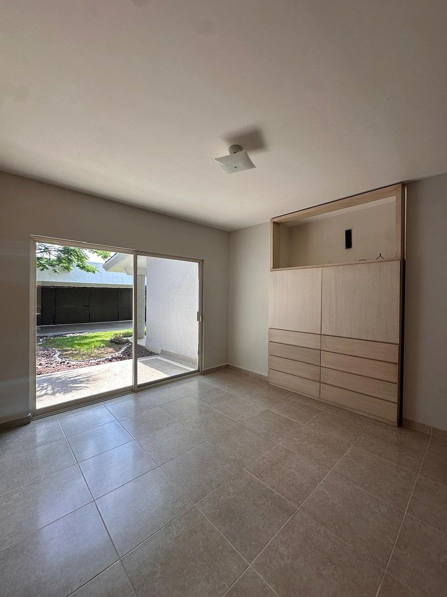 Casa em Hacienda Santa Fe, León, foto 7 de 28
