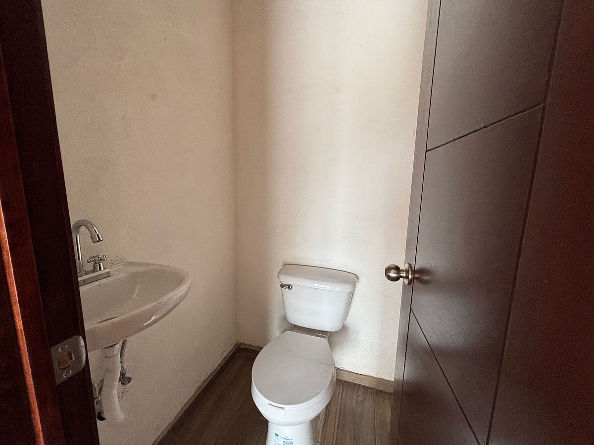 Local comercial en Los Olivos, San Luis Potosí, foto 4 de 10