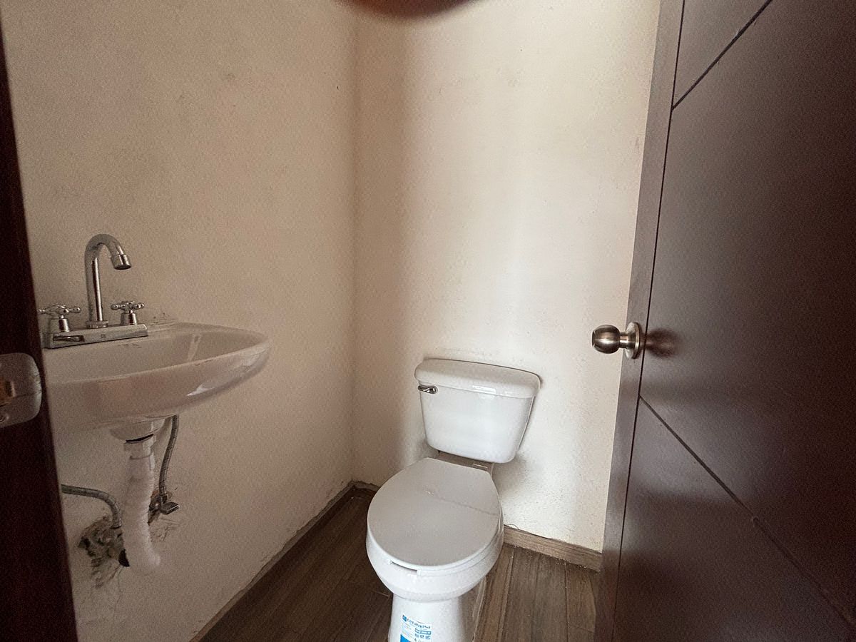 Local comercial en Los Olivos, San Luis Potosí, foto 6 de 10