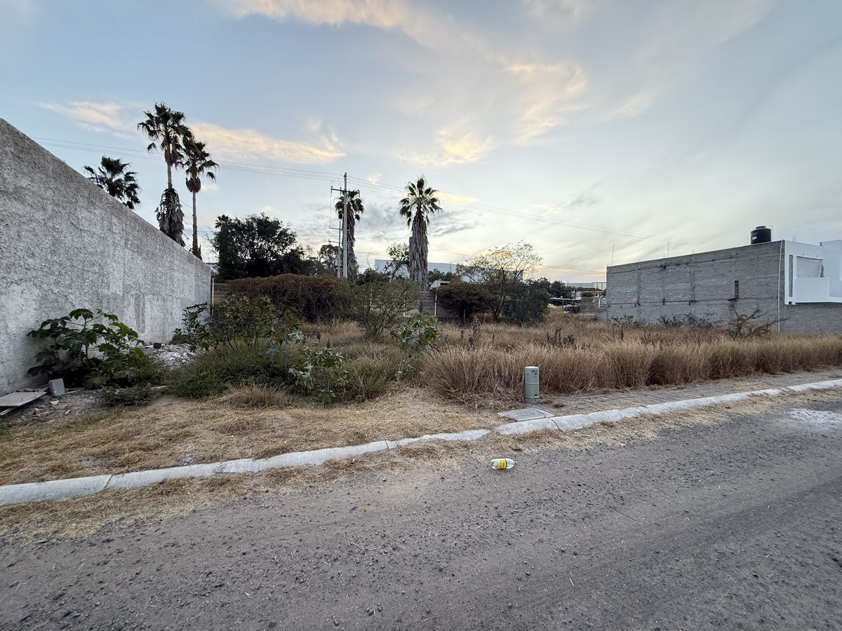 TERRENO EN MEDITERRANEO CORREGIDORA, foto 1 de 6