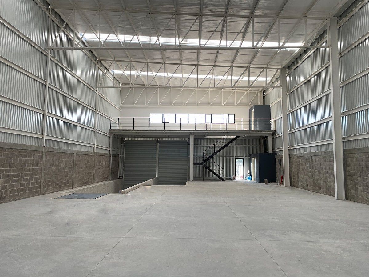 Industrial Building in Tierra Blanca, El Marqués, photo 2 of 12