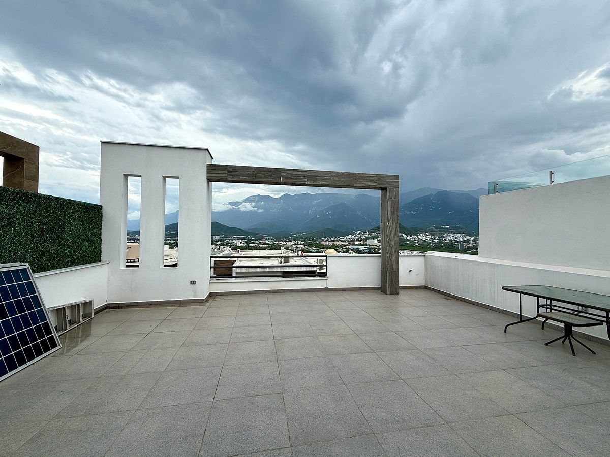 Casa en Contry Sur, Monterrey, foto 2 de 23