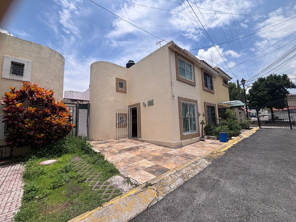 House in Misión Del Bosque, Zapopan, photo 2 of 28