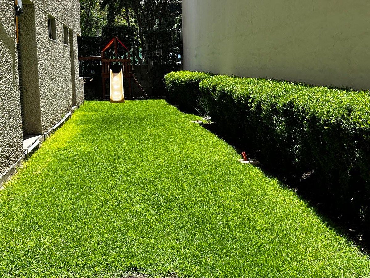 JARDIN CON JUEGOS INFANTILES, photo 3 of 34