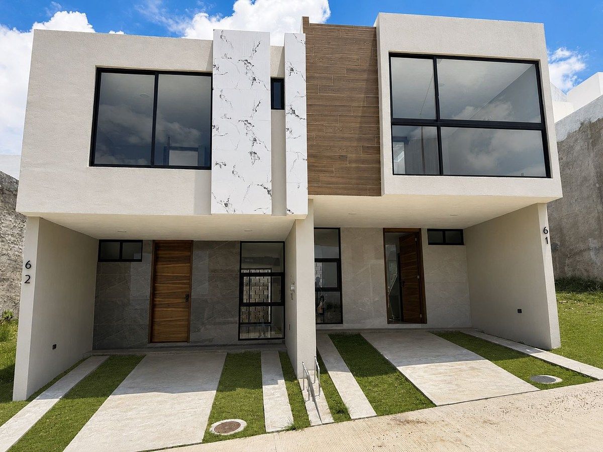 CASA EN ZIMALTA, foto 1 de 11