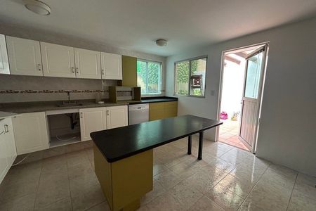 Venta Casa en Juriquilla Fraccionamiento con solo 10 casas
