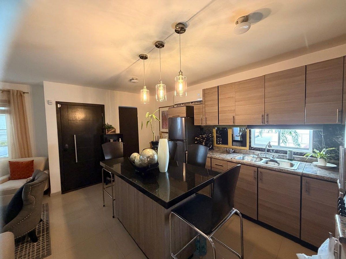 Casa em Villa del Roble, Mexicali, foto 10 de 31
