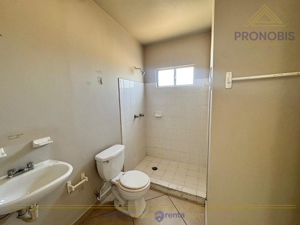 Casa em Villa de Cortés, Mexicali, foto 12 de 14