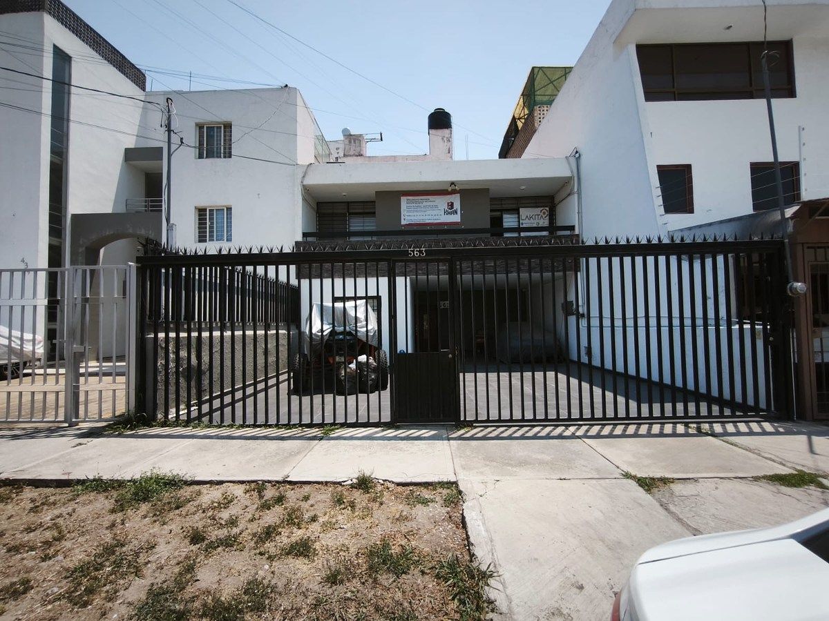 Casa com uso comercial em Jardines de los Arcos, Guadalajara, foto 4 de 25
