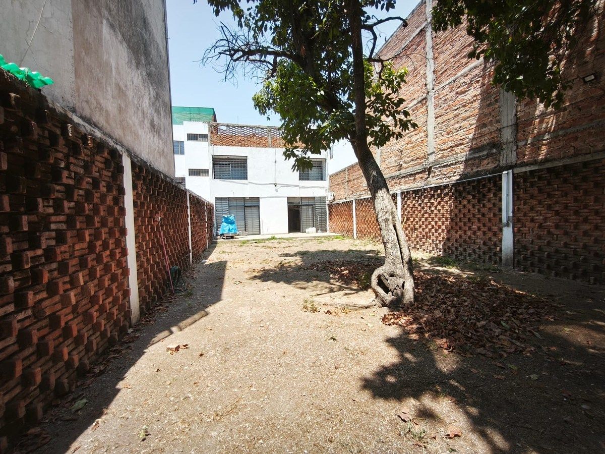 Casa com uso comercial em Jardines de los Arcos, Guadalajara, foto 14 de 25