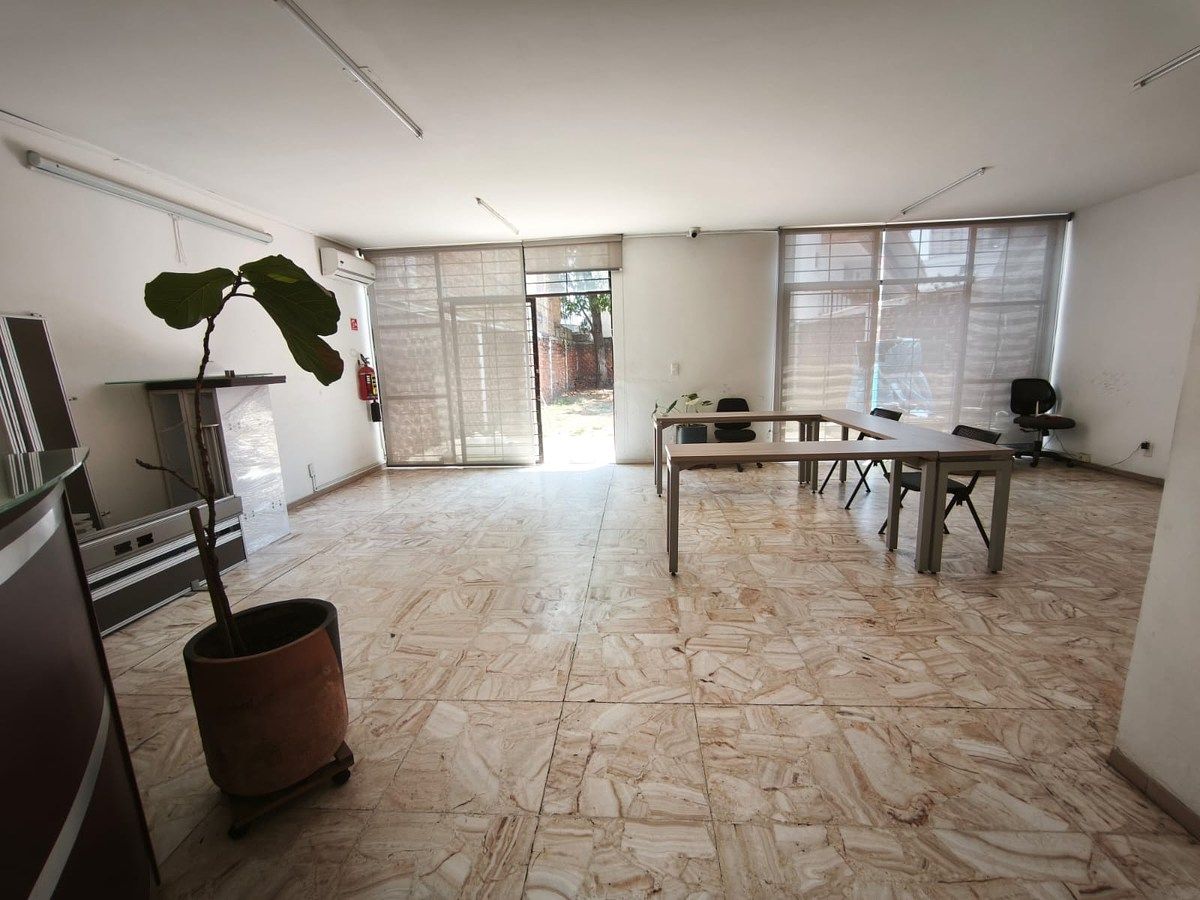 Casa com uso comercial em Jardines de los Arcos, Guadalajara, foto 11 de 25