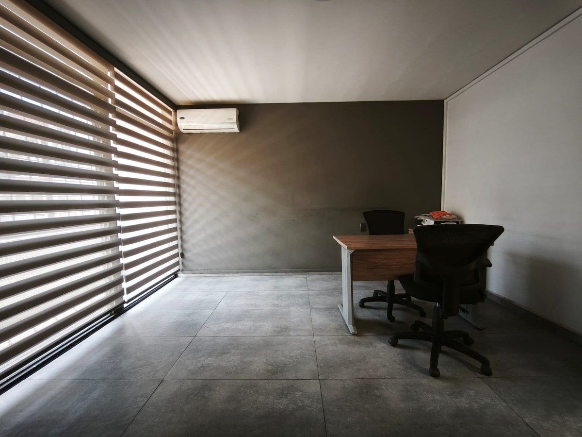 Casa com uso comercial em Jardines de los Arcos, Guadalajara, foto 22 de 25