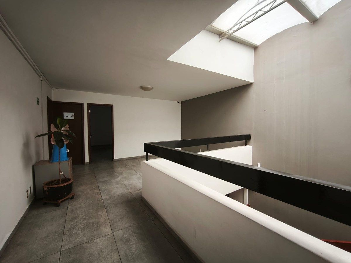 Casa com uso comercial em Jardines de los Arcos, Guadalajara, foto 16 de 25