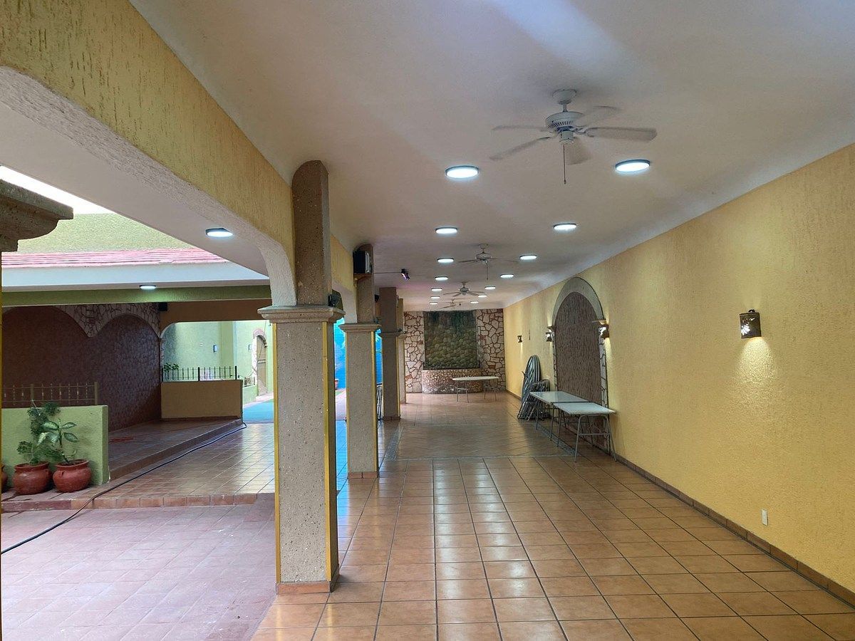 Terreno comercial en Blanco y Cuellar 1ra., Guadalajara, foto 6 de 30