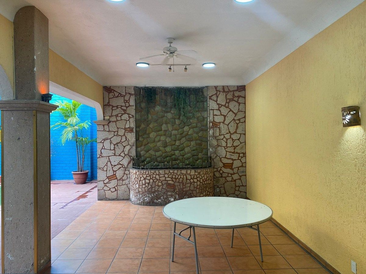 Terreno comercial en Blanco y Cuellar 1ra., Guadalajara, foto 8 de 30