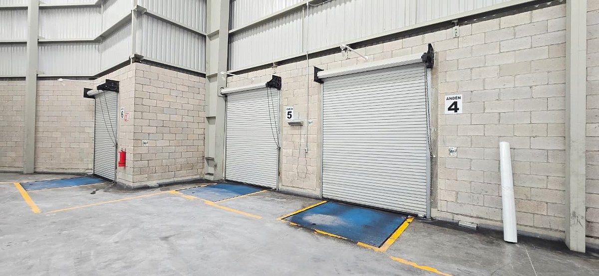 Commercial Storage Unit in Miravalle, Acatlán de Juárez, photo 4 of 14