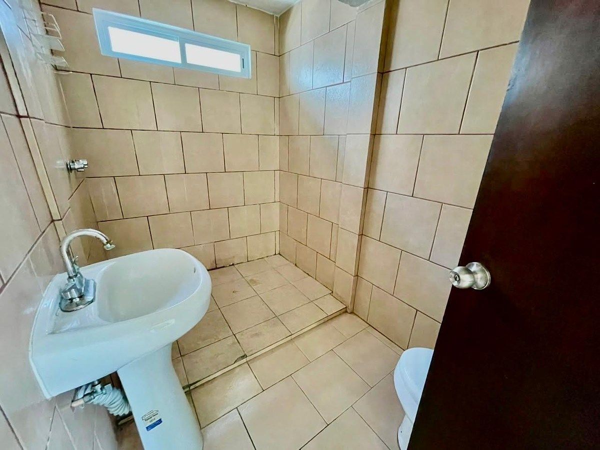 PARA ALUGAR ESCRITÓRIO CONFORTÁVEL E FUNCIONAL NO FRACC.COSTA ZUL EM ACAPULCO 🌴, foto 1 de 11