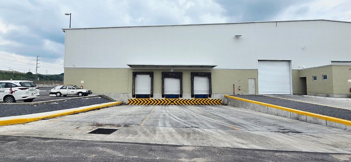 Commercial Storage Unit in Miravalle, Acatlán de Juárez, photo 12 of 14