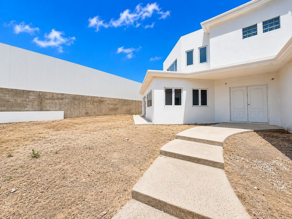 House in Baja Malibú (Sección Lomas), Tijuana, photo 2 of 30