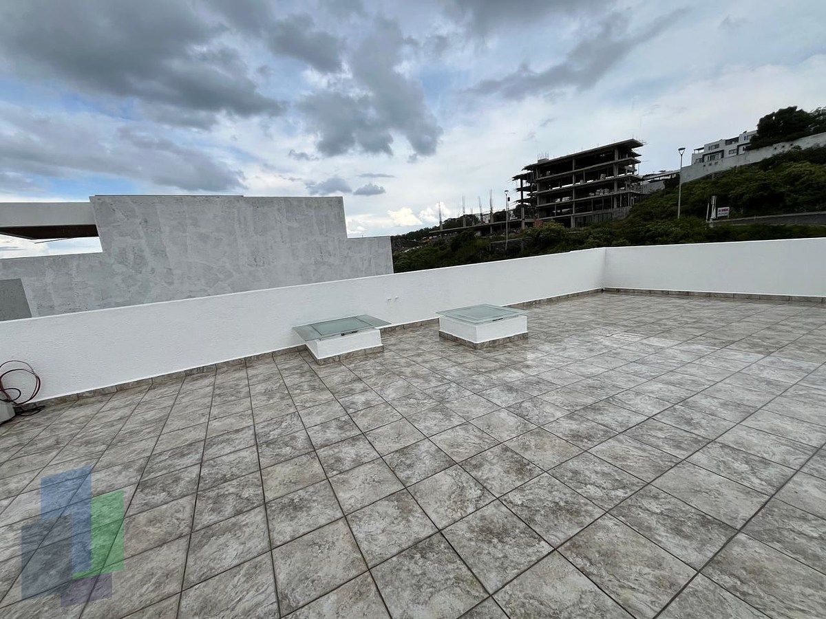 Roof, foto 30 de 34