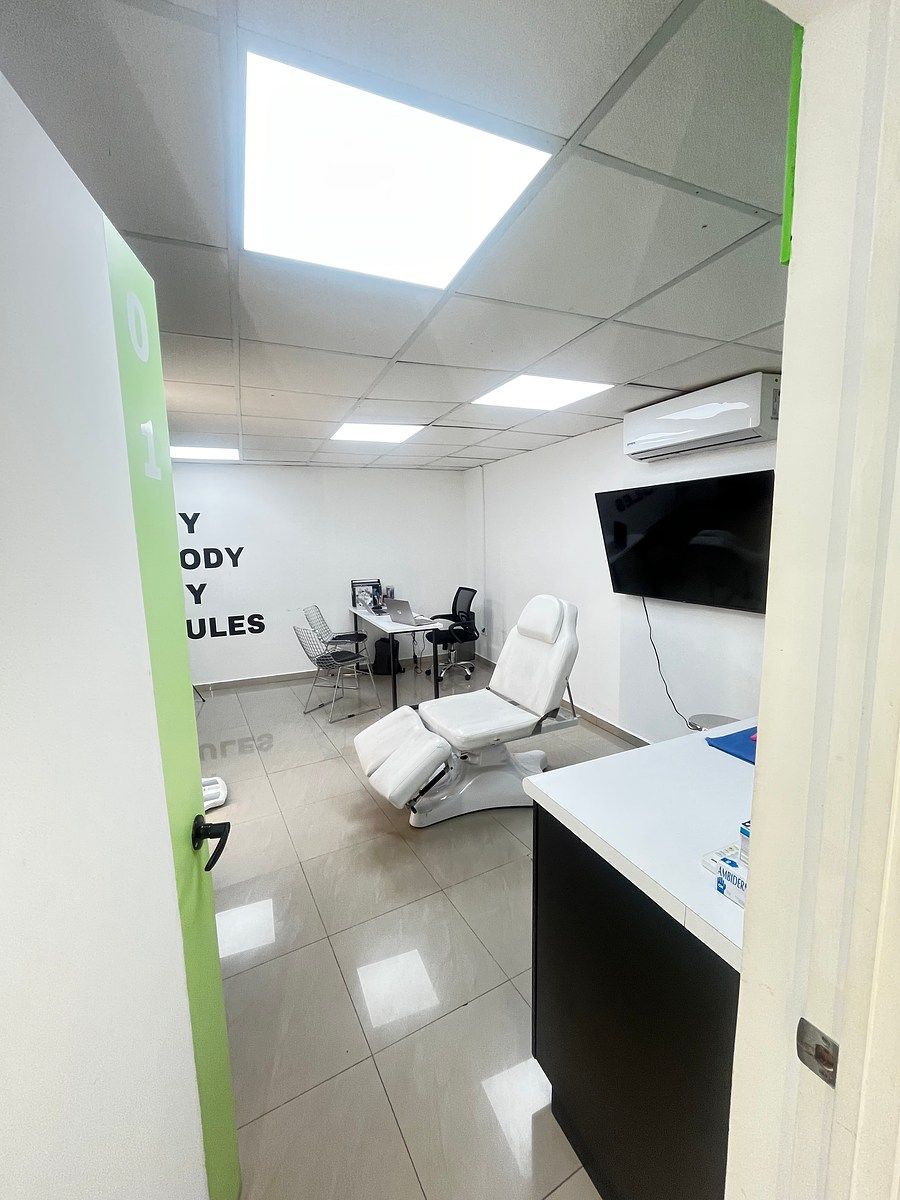 Casa com uso comercial em Del Valle, San Pedro Garza García, foto 13 de 16