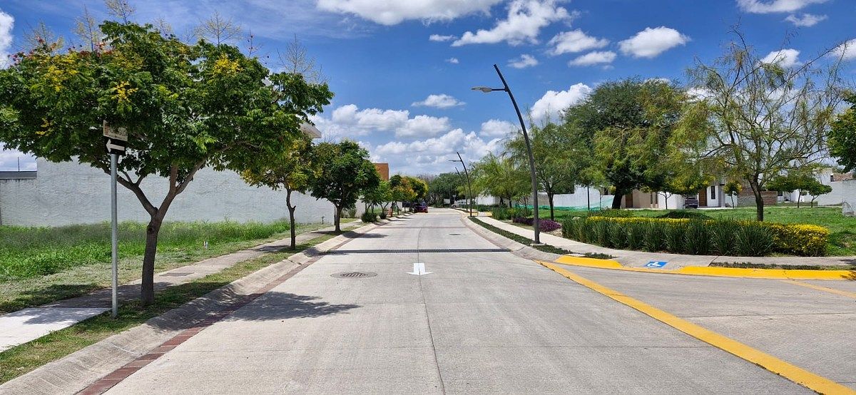 Lot in Mayorca Residencial, León, photo 6 of 23
