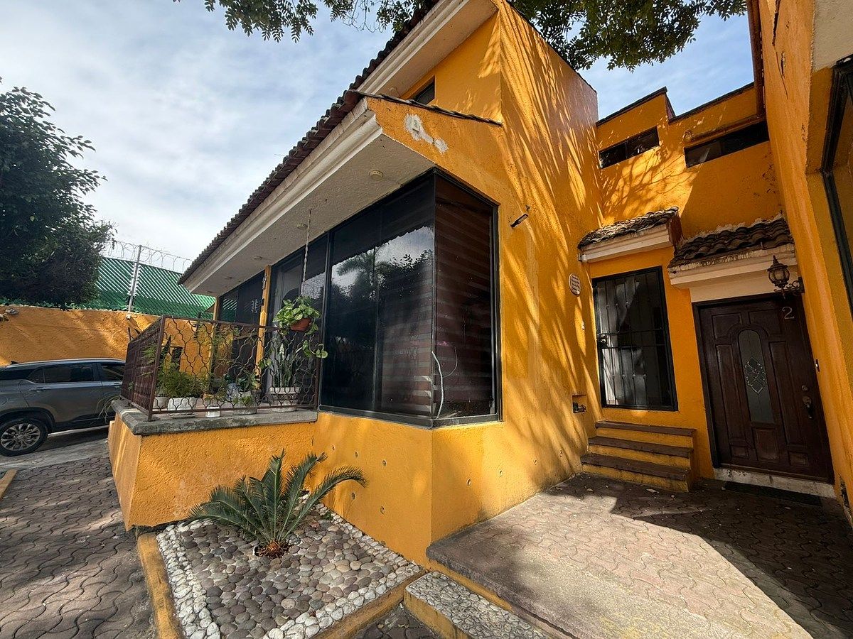 Casa en Palmira Tinguindin, Cuernavaca, foto 2 de 21