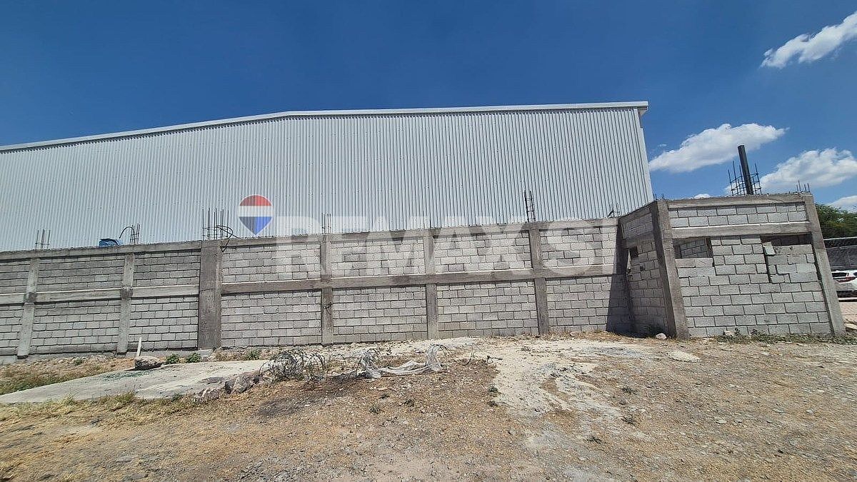Bodega comercial en San Isidro del Llanito, Apaseo el Alto, foto 3 de 20