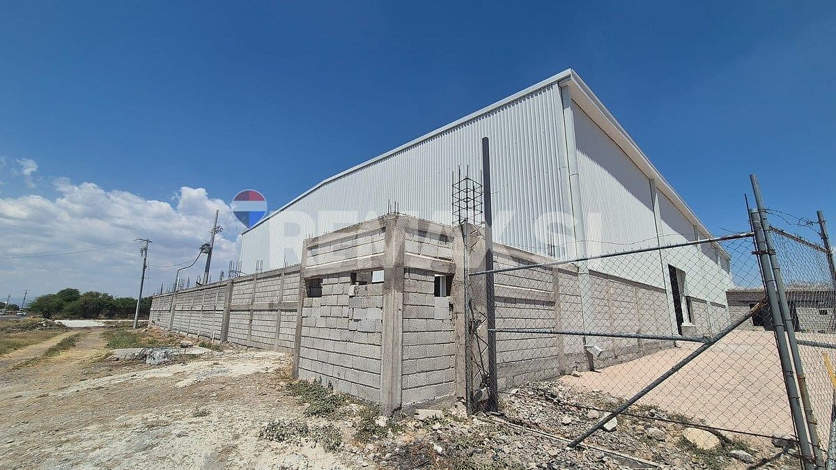 Bodega comercial en San Isidro del Llanito, Apaseo el Alto, foto 16 de 20