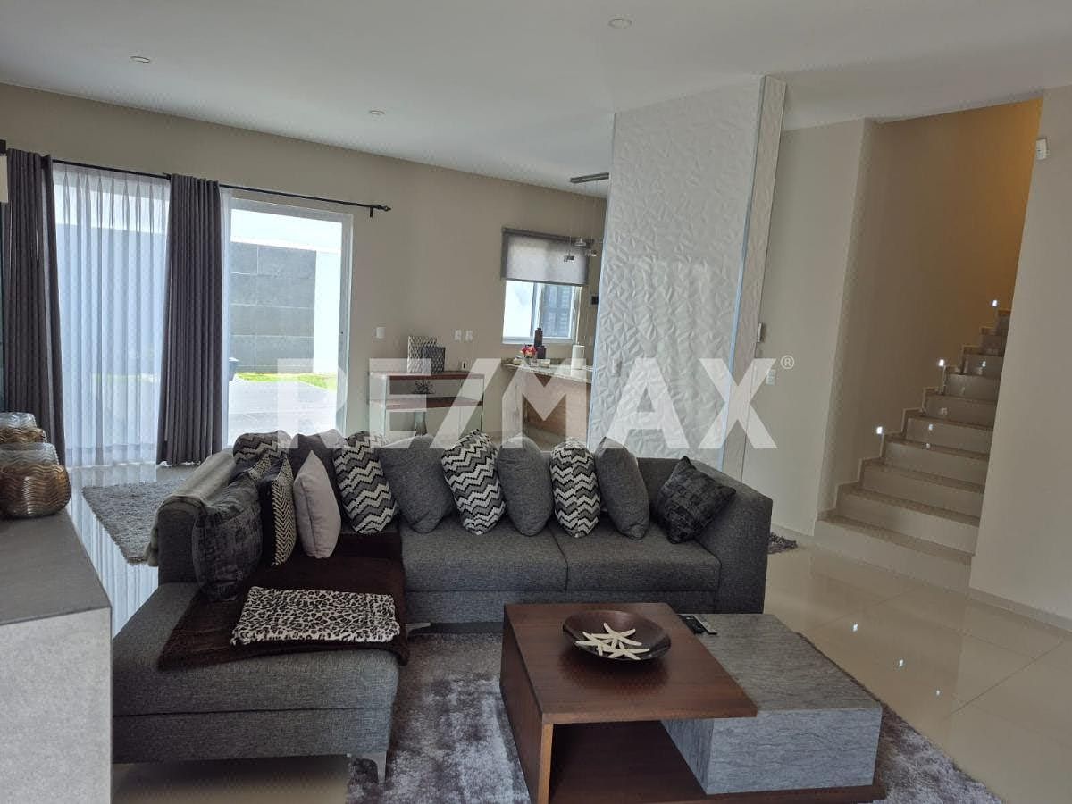 House in Gated Community in Lomas de Juriquilla, Querétaro, photo 2 of 23